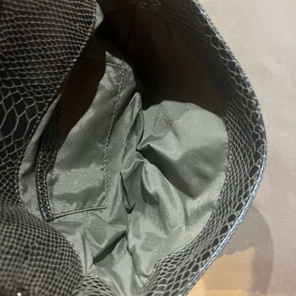 Stella McCartney Eco Python Embossed Falabella Fold Over Clutch Brown - Picture 12 of 14